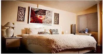 Casa Amapola Manila Bed & Breakfast Taguig