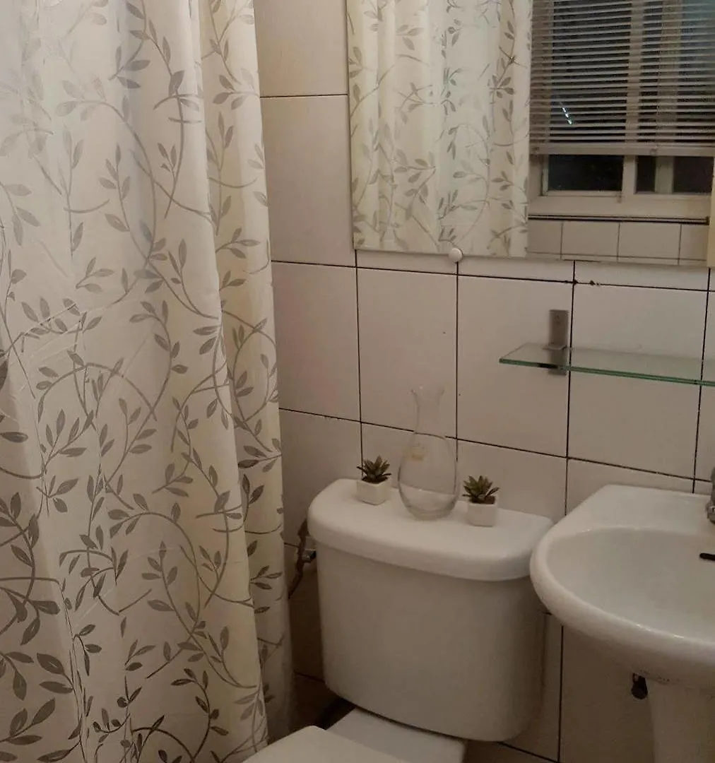 Casa Amapola Manila Bed & Breakfast Taguig 2*,  Filipinler